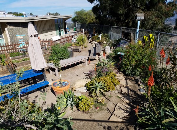 Top of the World Elementary School Gardens Laguna Beach California Orange County Schools